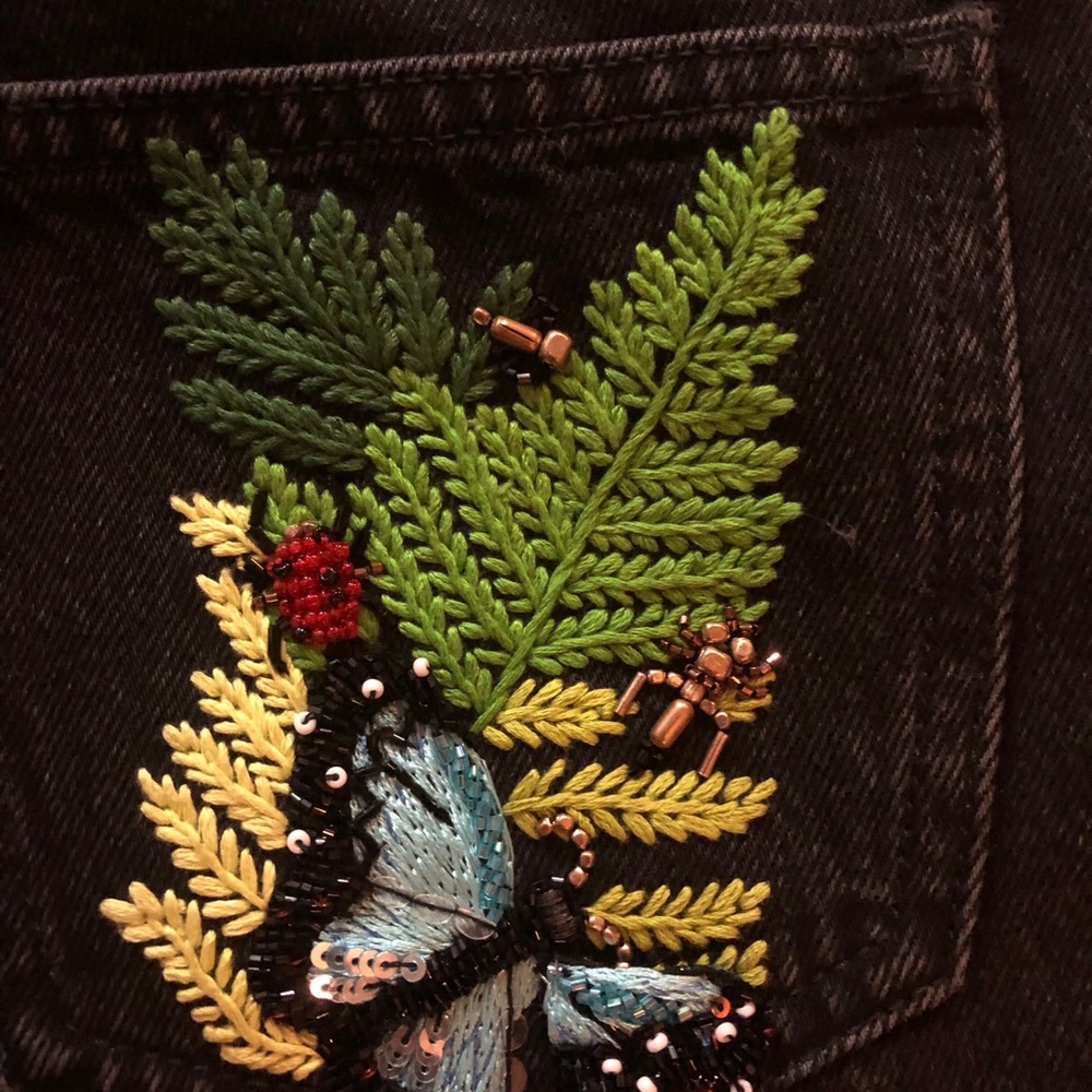OFF-White butterfly embellished denim shorts - Picture 6 of 8